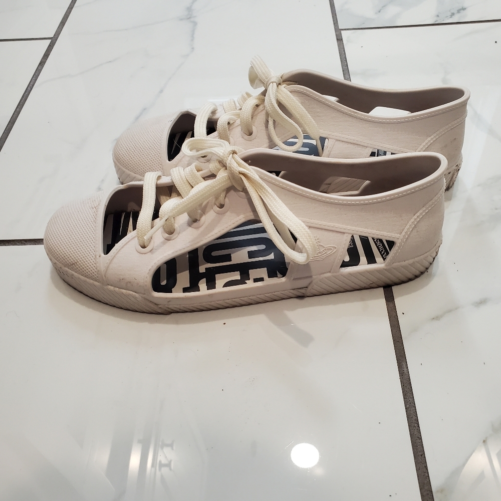 Melissa Vienne Westwood White Tennis Shoes size 8